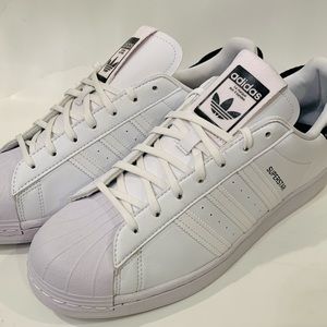 Adidas Men’s Superstar Sneakers